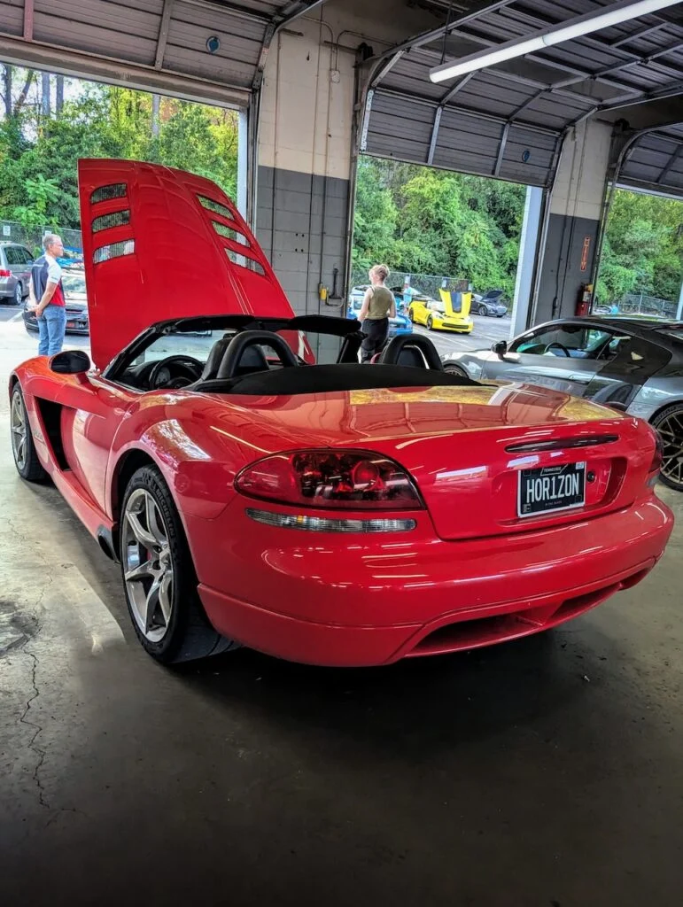 Dodge Viper - Driver's side, rear 3/4