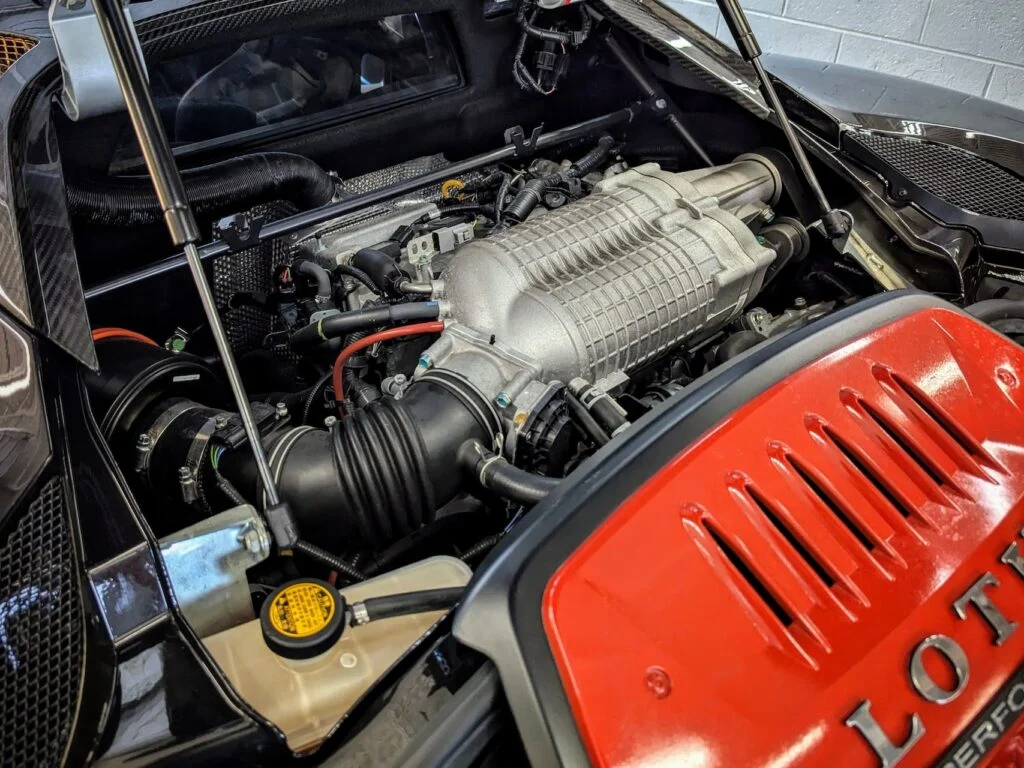 Lotus Evora S - Engine