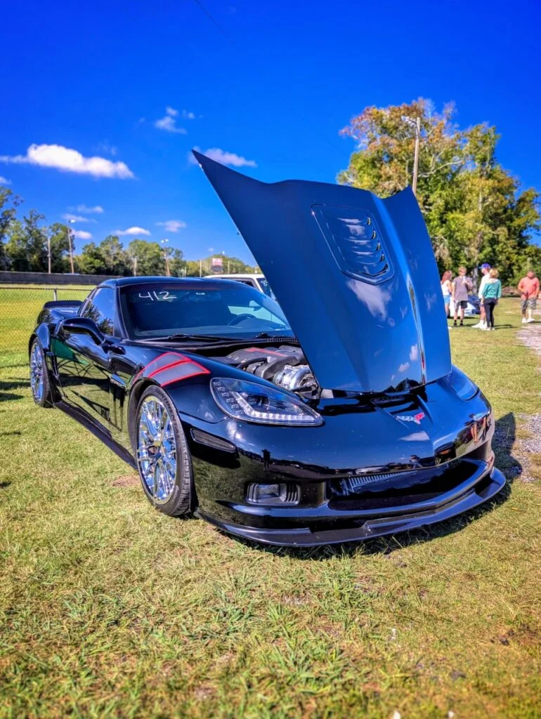 Chevrolet Corvette - Front 3/4