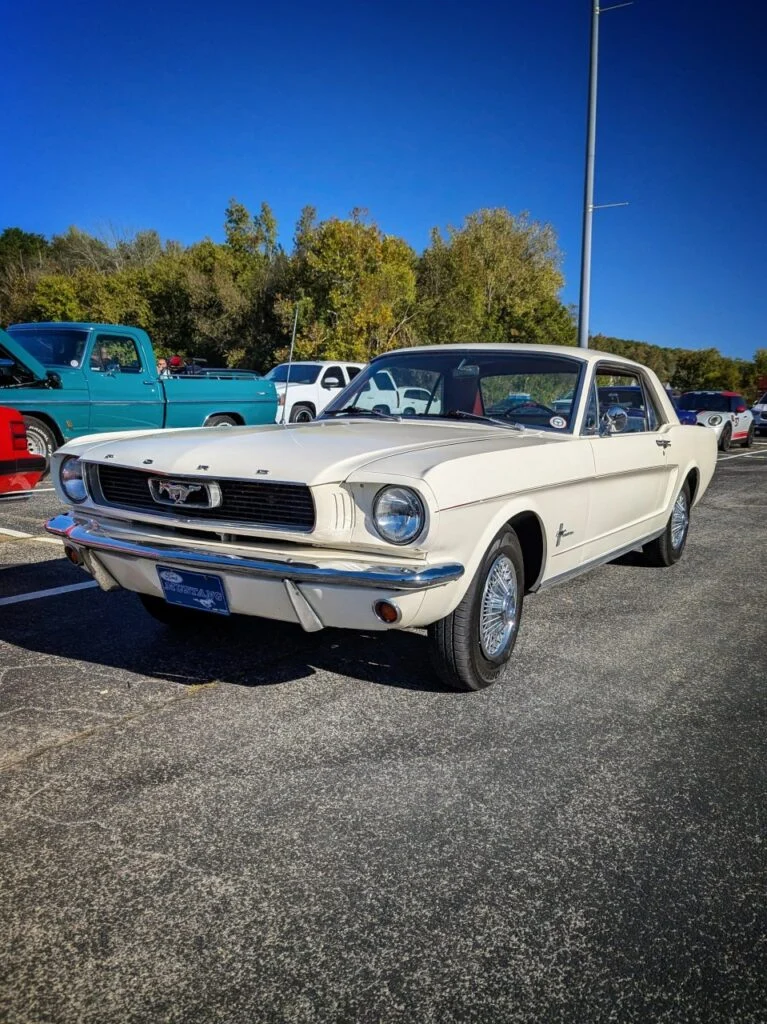 Ford Mustang – Front 3/4