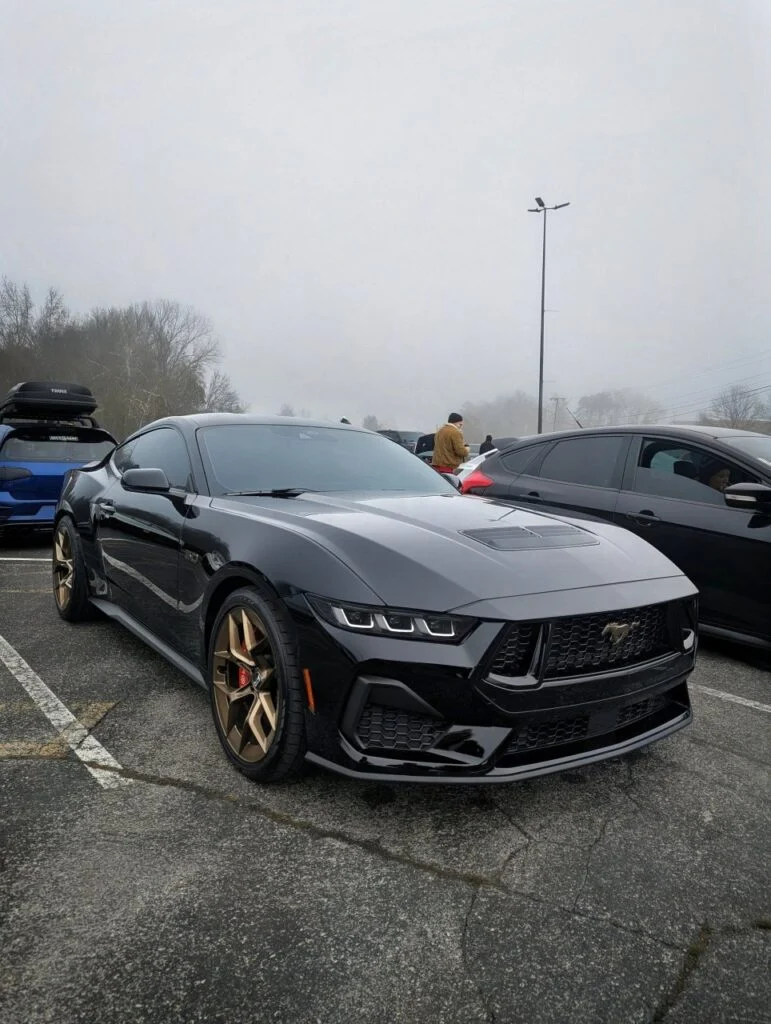 Ford Mustang – Front 3/4