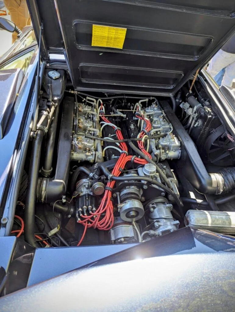 Lamborghini Countach - Engine bay
