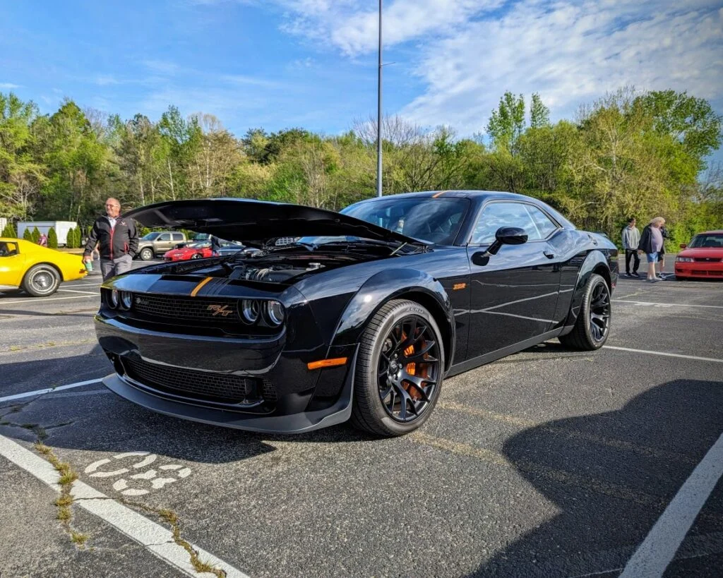 Dodge Challenger - Driver’s side, front 3/4