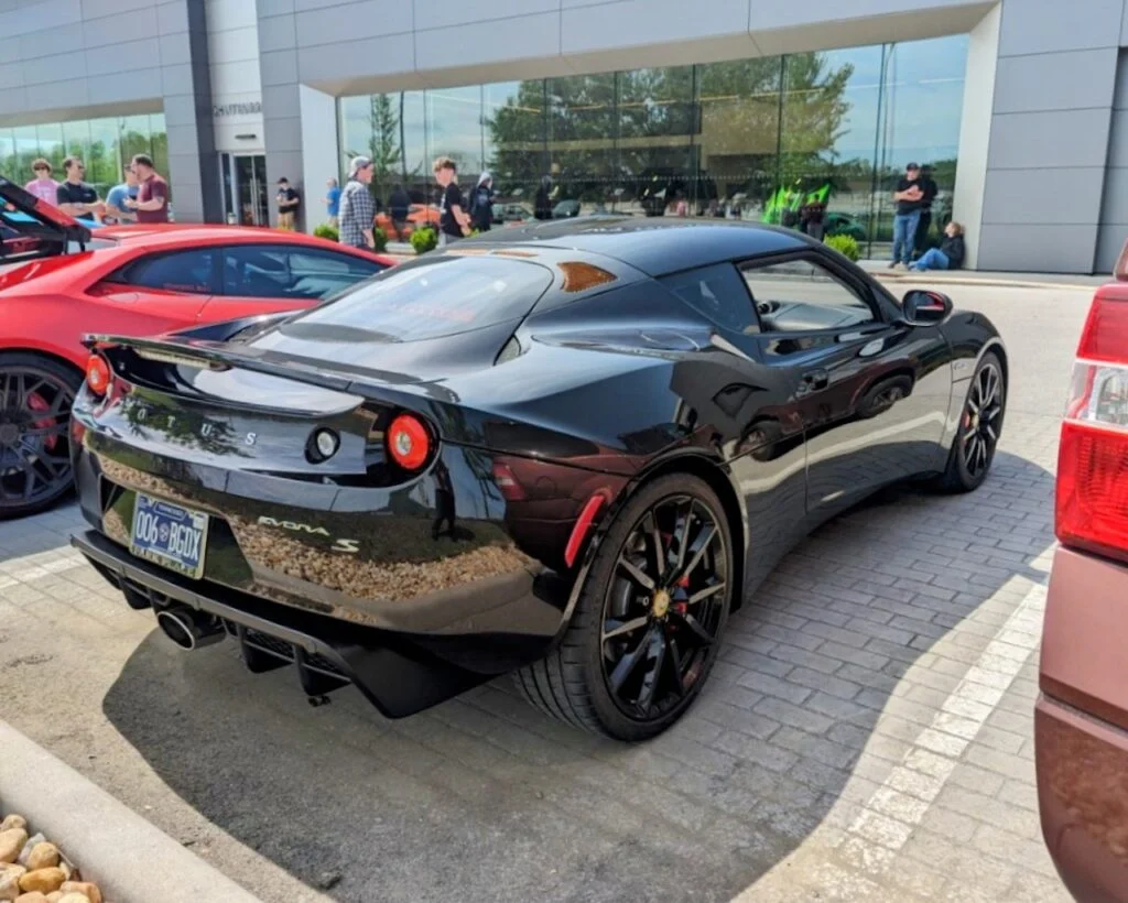Lotus Evora - Passenger's side, rear 3/4