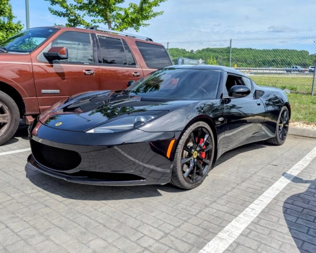 Lotus Evora - Driver's side, front 3/4