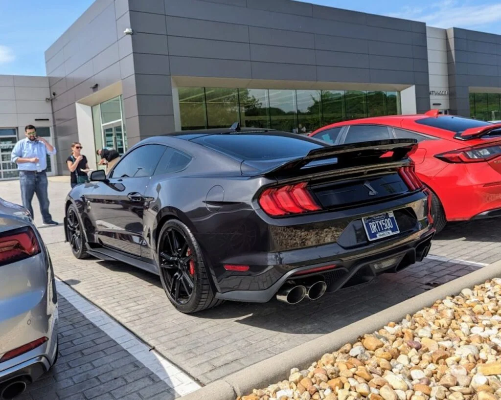 Ford Mustang - Driver's side, rear 3/4