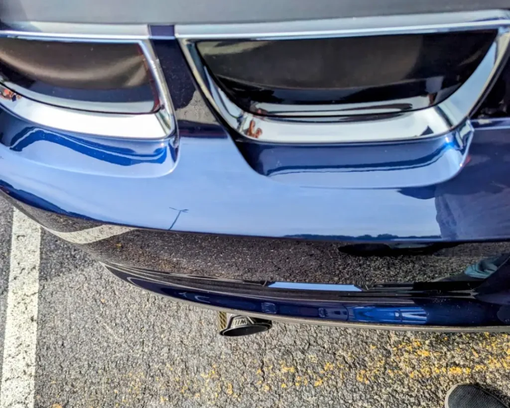 Chevrolet Camaro - Driver's side taillight and exhaust