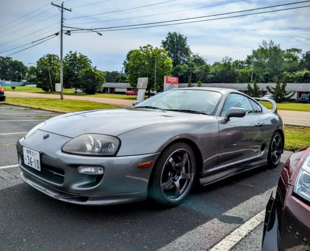 Toyota Supra - Driver's side, front 3/4