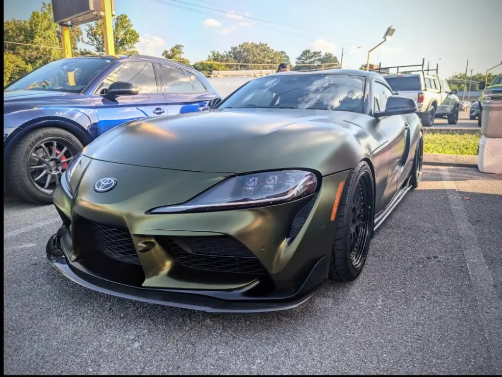 Toyota Supra - Driver's side, front 3/4