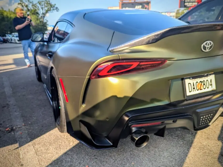 Toyota Supra - Driver's side, rear 3/4