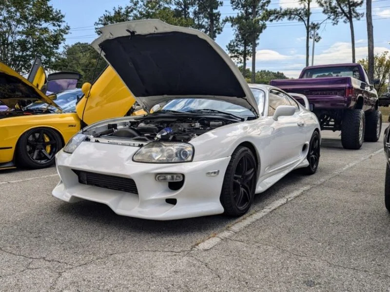 Toyota Supra - Driver's side, front 3/4