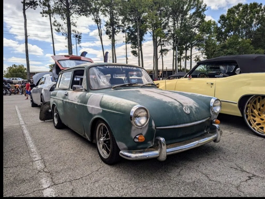 Volkswagen Type 3 - Passenger's side, front 3/4