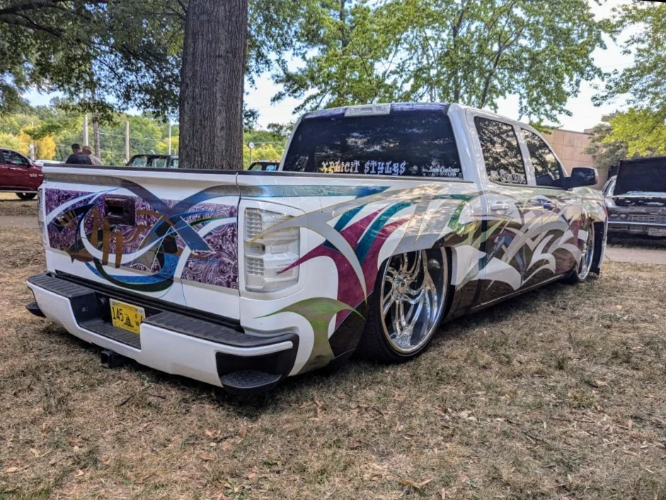 Chevrolet Silverado - Passenger's side, rear 3/4