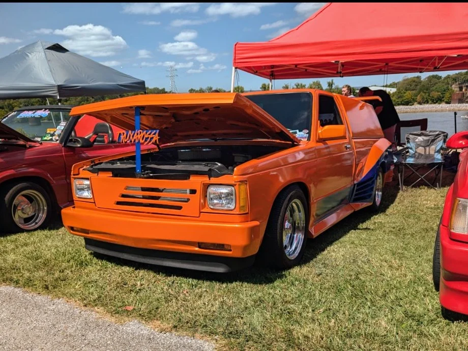 Chevrolet S-10 - Driver's side, front 3/4
