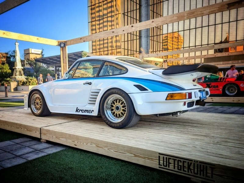 Porsche 930 Turbo - Driver's side, rear 3/4