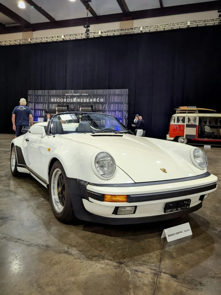 Porsche 911 Speedster - Passenger's side, front 3/4