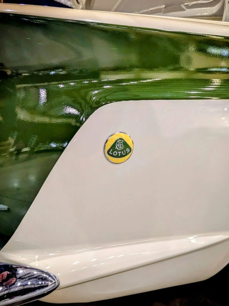 Ford Cortina Lotus Mk 1 - Rear fender