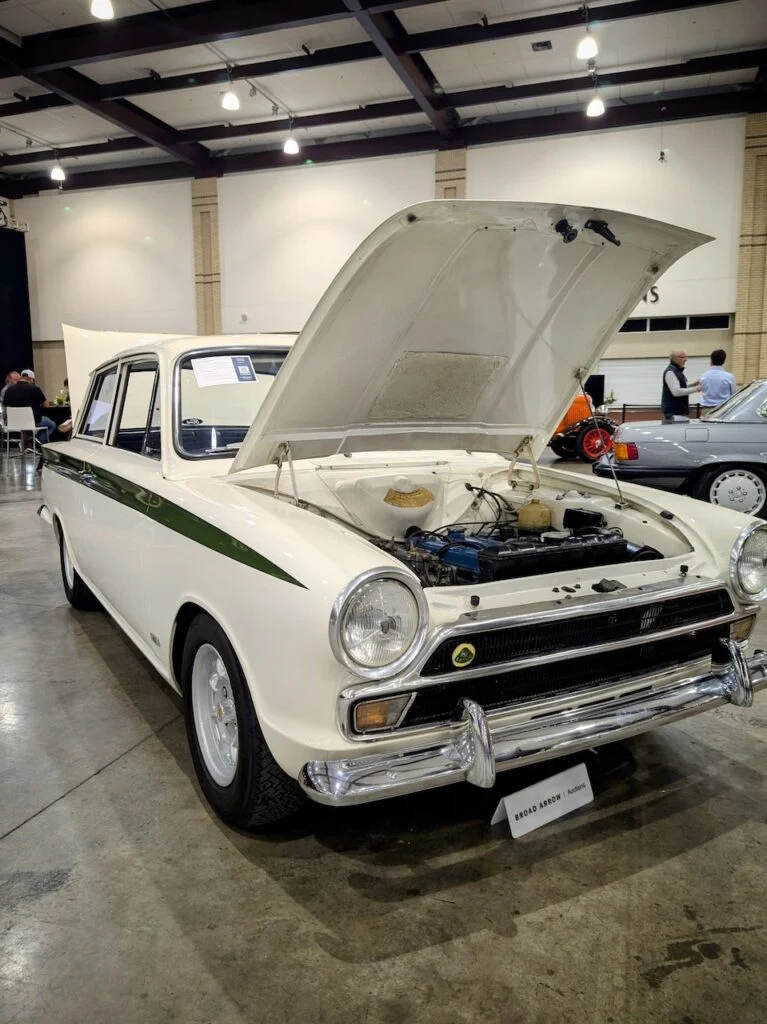 Ford Cortina Lotus Mk 1 - Passenger's side, front 3/4