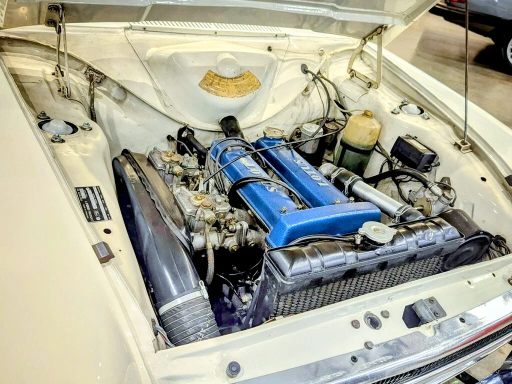 Ford Cortina Lotus Mk 1 - Engine bay
