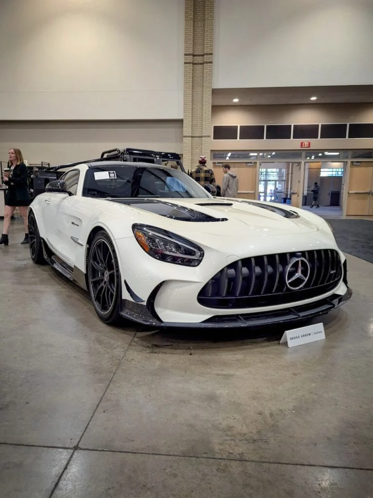 Mercedes-AMG GT Black - Passenger's side, front 3/4