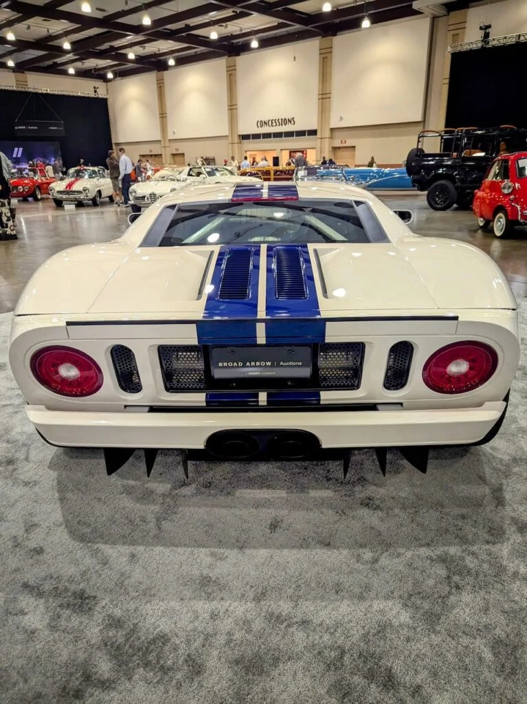 Ford GT - Rear