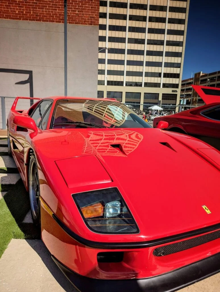 Ferrari F40 - Passenger's side, front 3/4