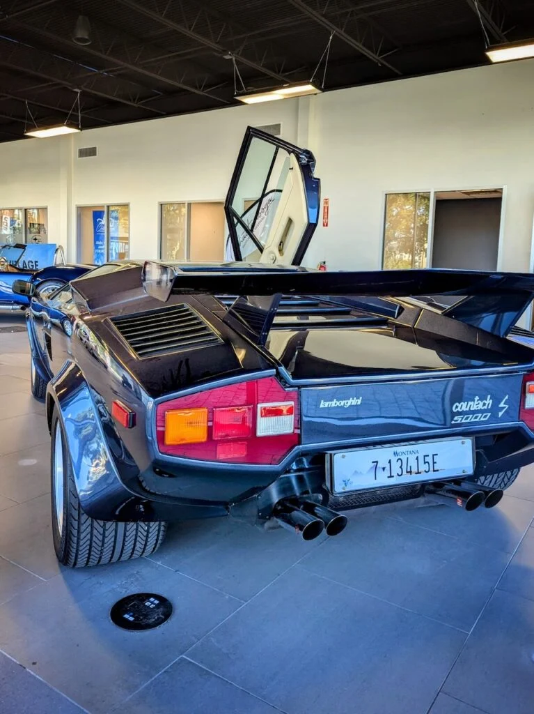 Lamborghini Countach - Driver's side, rear 3/4
