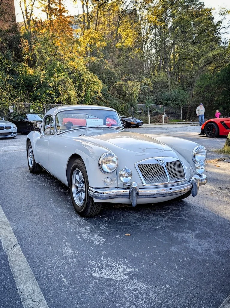 MG MGA - Passenger's side, front 3/4