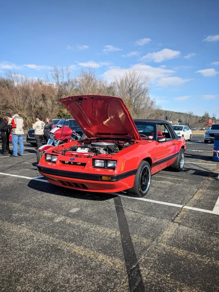 Ford Mustang GT Convertible - Driver's Side, Front 3/4