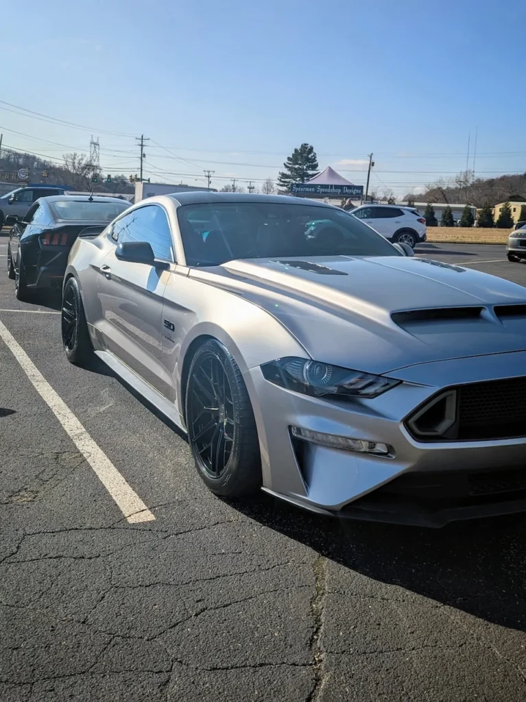 Ford Mustang GT - Passenger's Side, Front 3/4