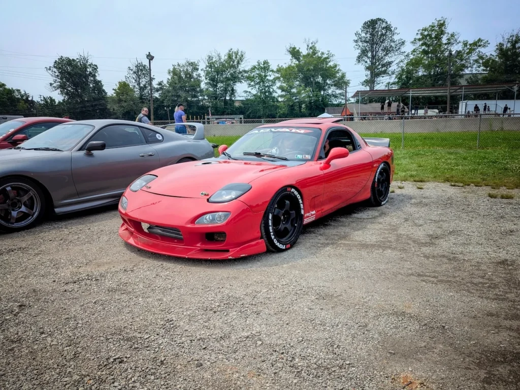 Mazda RX-7 - Driver's side, front 3/4